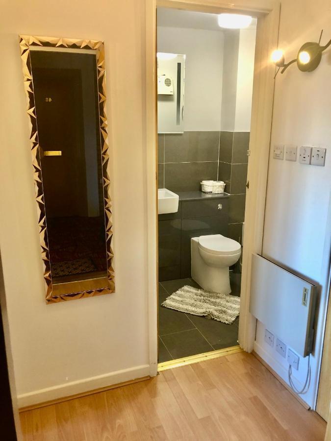 Tobacco Dock Studio Apartament Londra