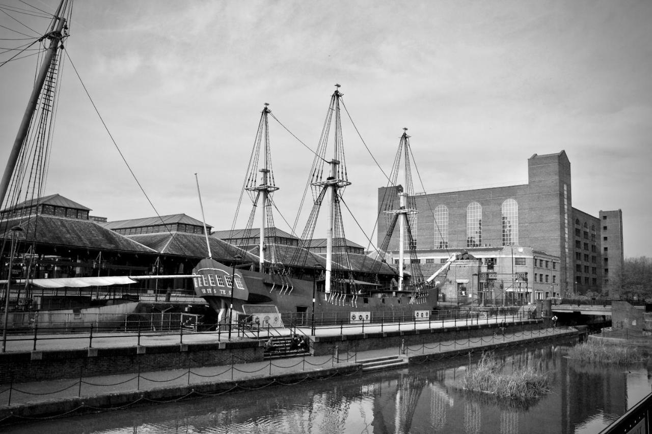 Tobacco Dock Studio